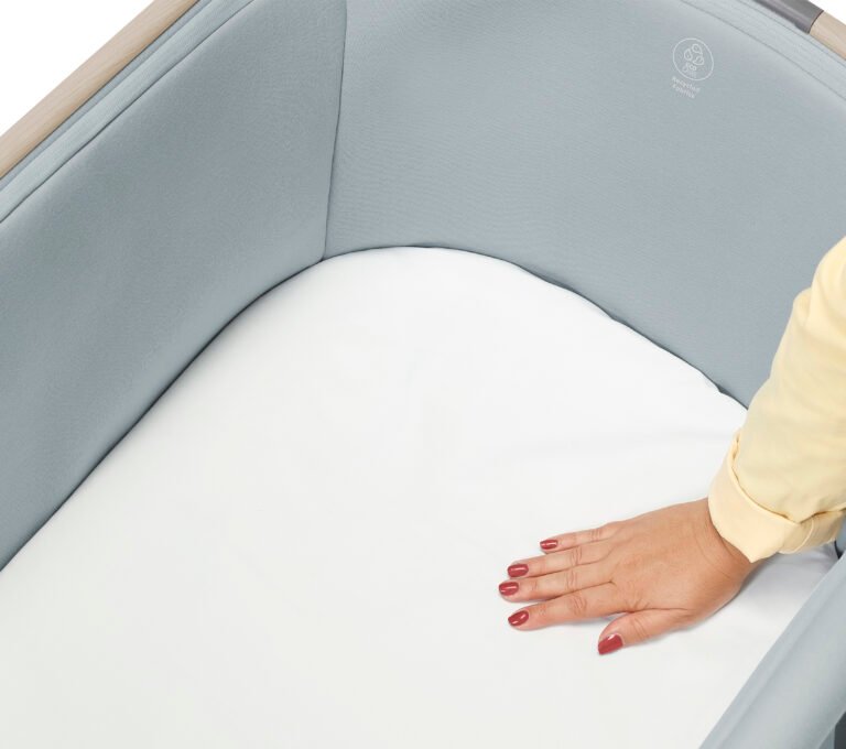 maxicosi homeequipment bed iora grey beyondgreye 3qrtleft