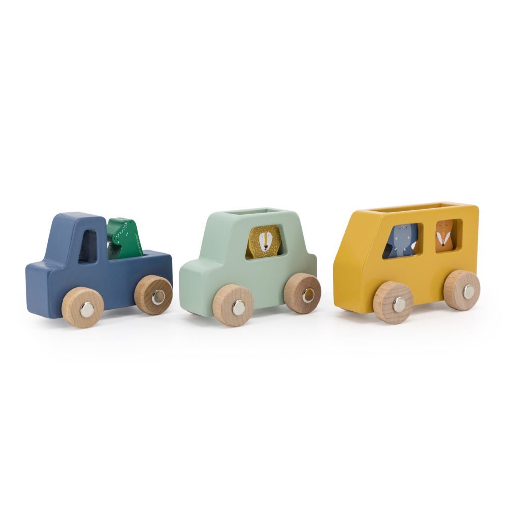 Wooden animal car set