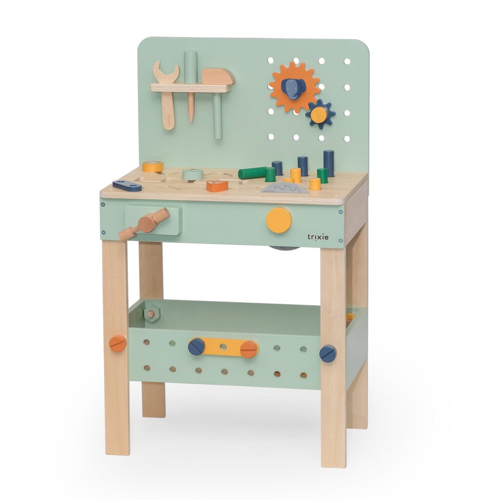 Wooden Work Bench