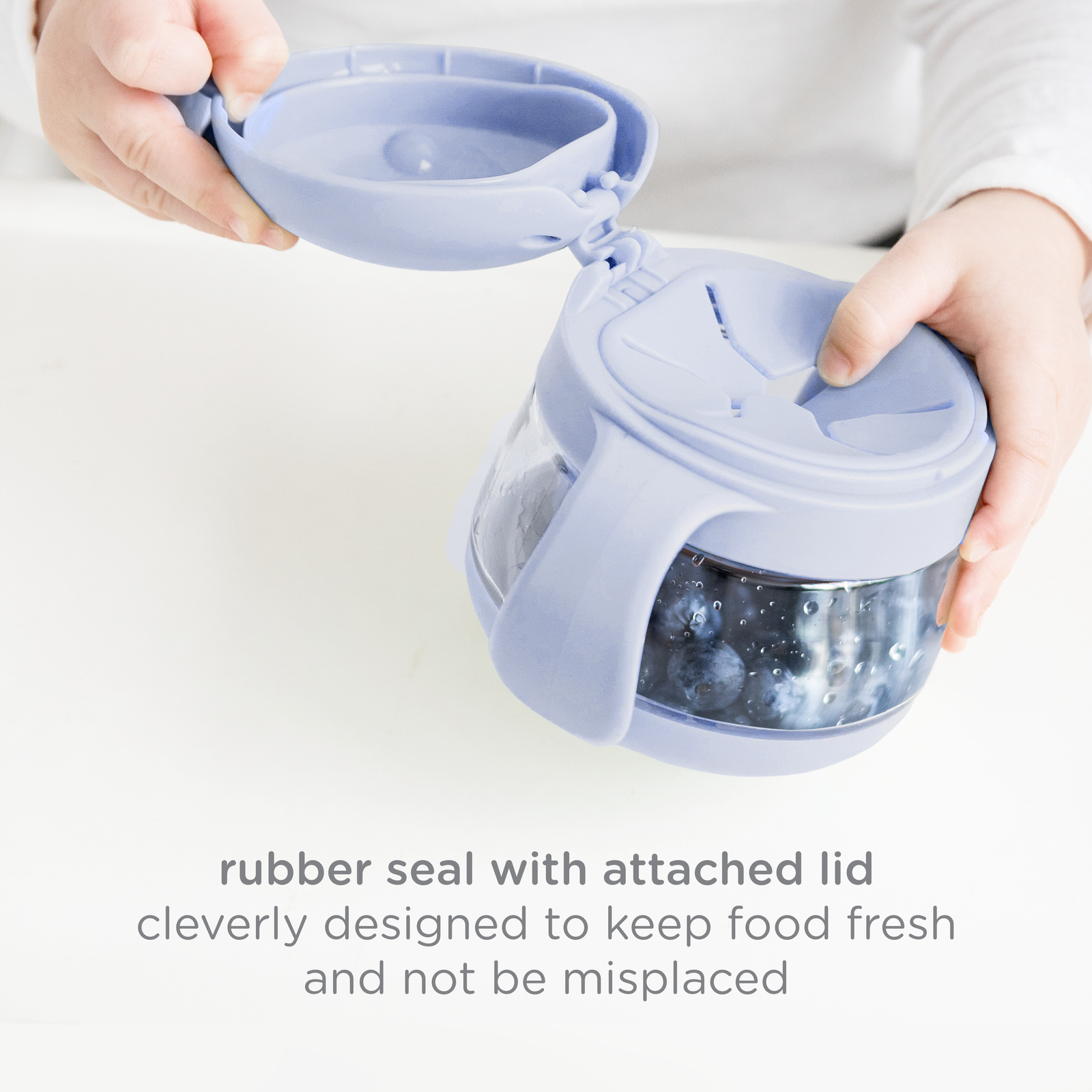 Ubbi – Tweat Snack Container  Cloudy Blue