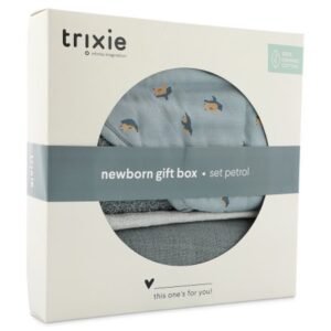 Newborn gift box L - Peppy Penguins
Includes:
Muslin Washcloth
Hooded Towel
Toiletry Bag