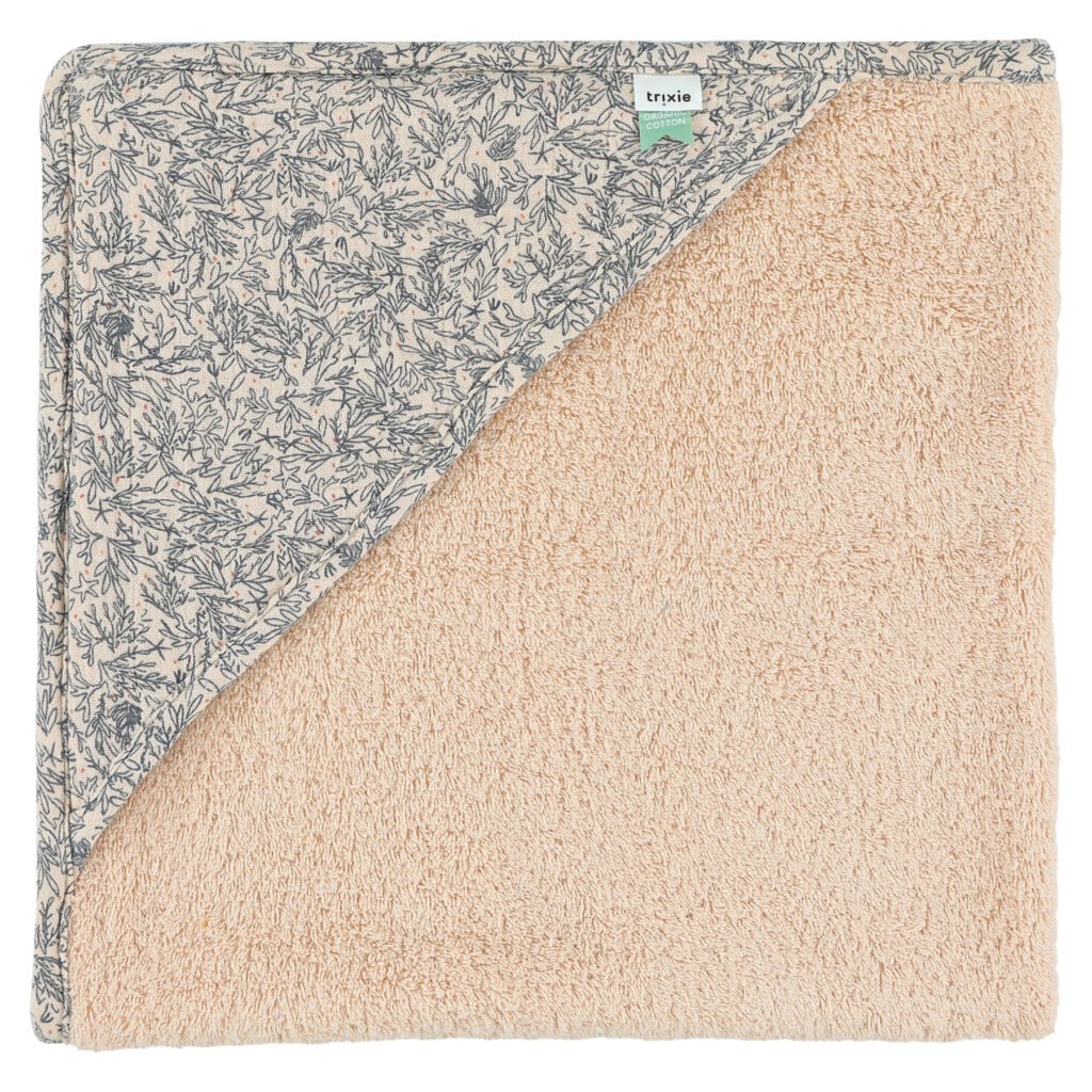 Hooded Towel - Lovely Leaves